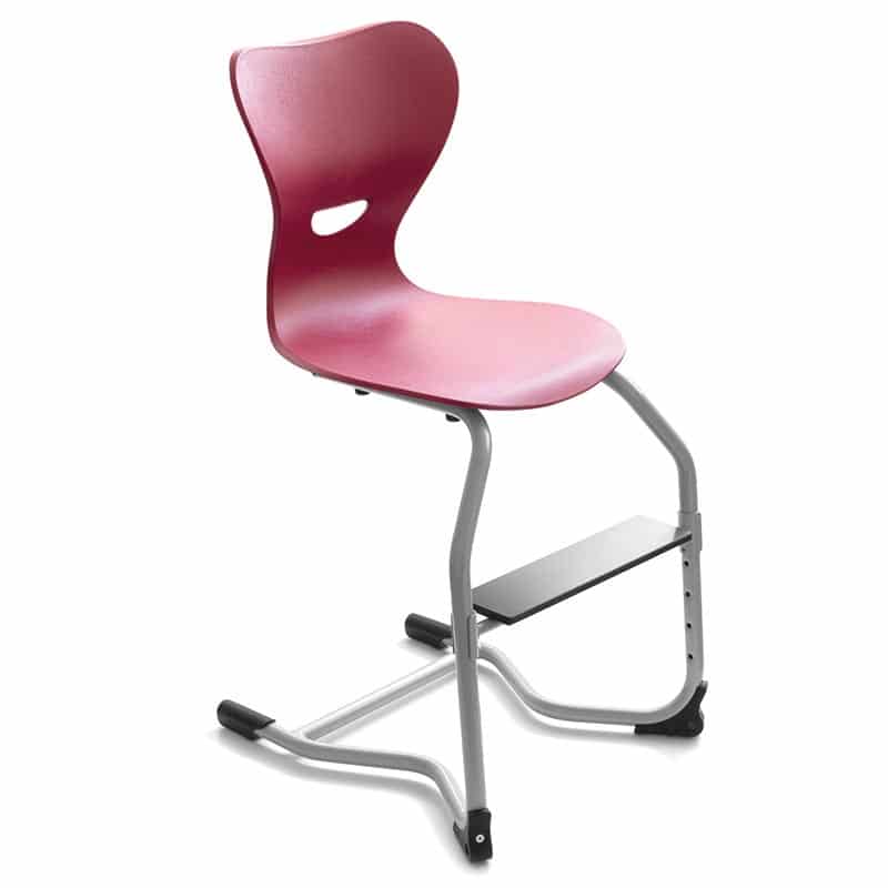 Stuhl für Inklusion mit flexibler Fußrastenverstellung